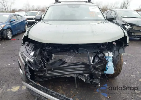 2024 Volkswagen Atlas 2.0T Peak Edition Sel z USA, uszkodzony, nr VIN 1V2GR2CAXRC587886